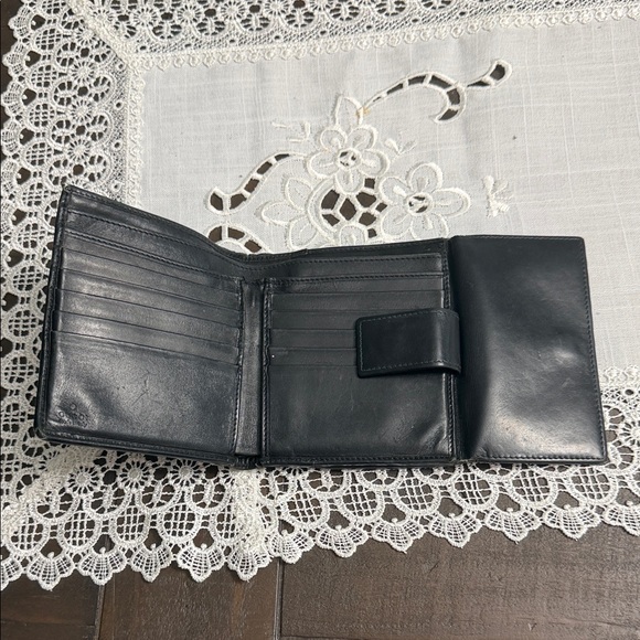 Gucci men Black and Gray Wallet with Red and Green Stripe - Picture 4 of 16